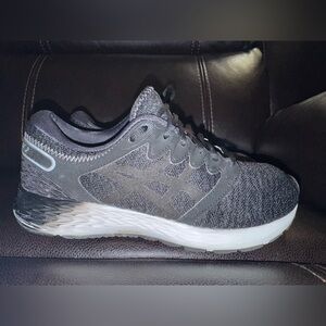 ASICS Roadhawk FF 2 Women's Running Shoe, Dark Grey/Black,  size 8.5